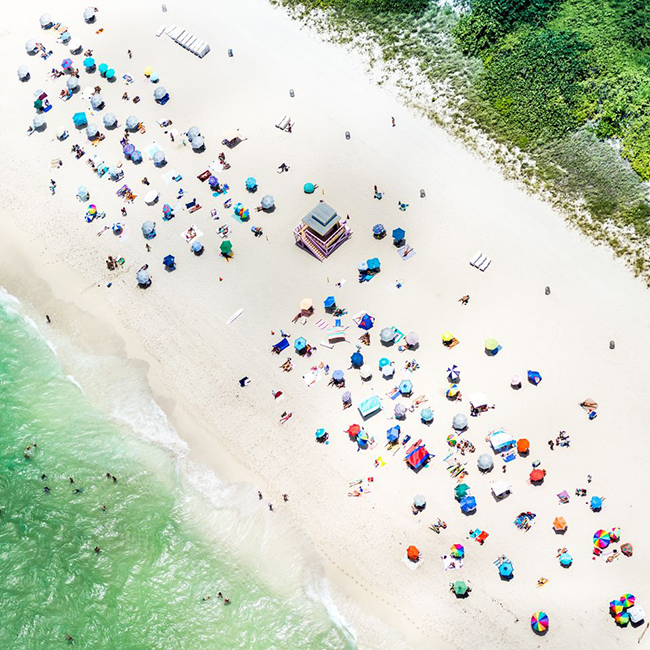 4.   clothes-optionnal-aerial-beach-photography-Antoine-Rose