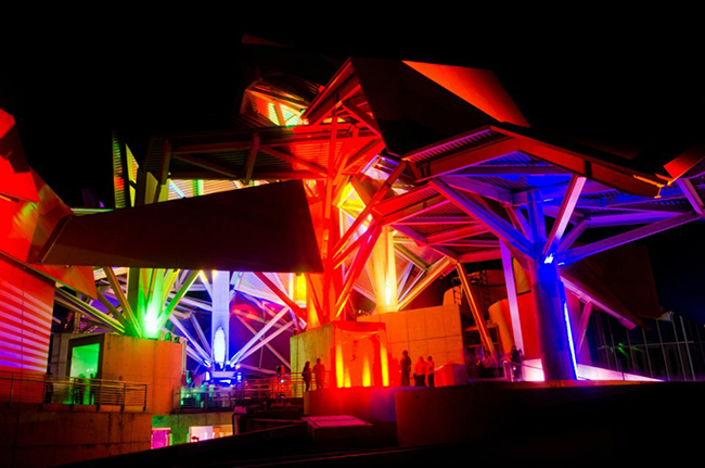 Frank-Gehry-Biomuseo-Exclama