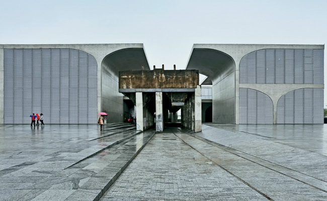 1408-Long-Museum-West-Bund-Atelier-Deshaus-main