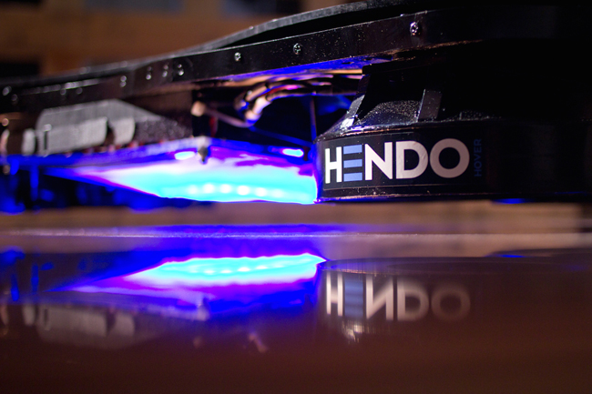 zz2102114_Hendo_Hoverboard2