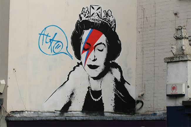 Bansky_Queen_as_Ziggy_Stardust_KylaBorg_at_Flickr