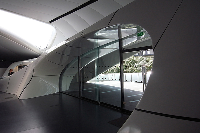 ZAHAHADID_MOBILE_ART_CHANEL 2