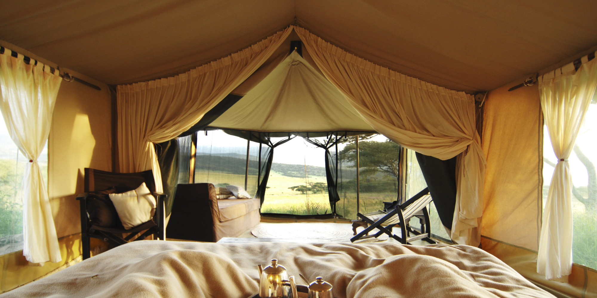 Interior of luxury safari camp. Piyaya, Serengeti National Park, Tanzania